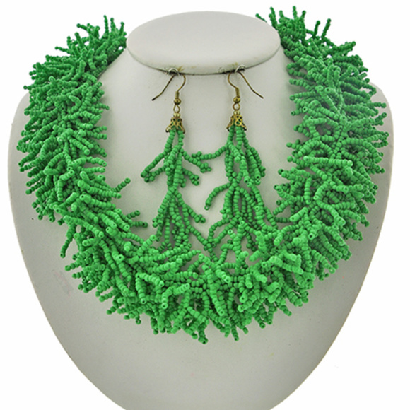 Green Glass seed Bead Necklace Earring set - Picture 1 of 4